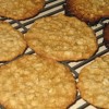 Whole Grain Thin And Crispy Oatmeal Cookies