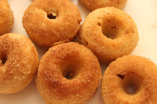 baked cinnamon sugar mini donuts