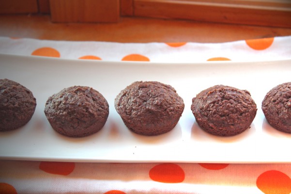 mini chocolate doughnut muffins