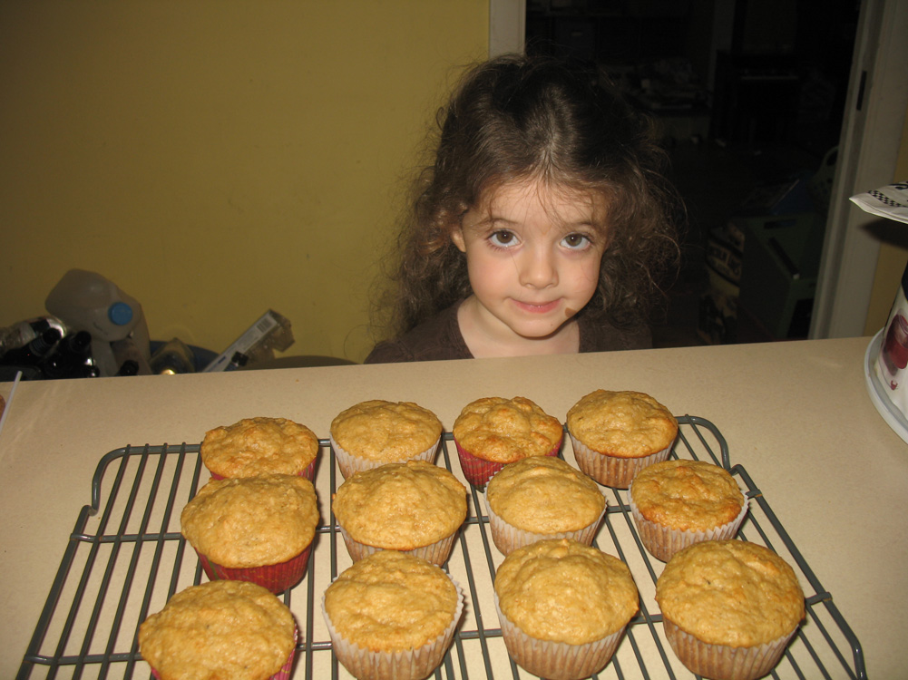 juliet looking at lemon ginger tea muffins