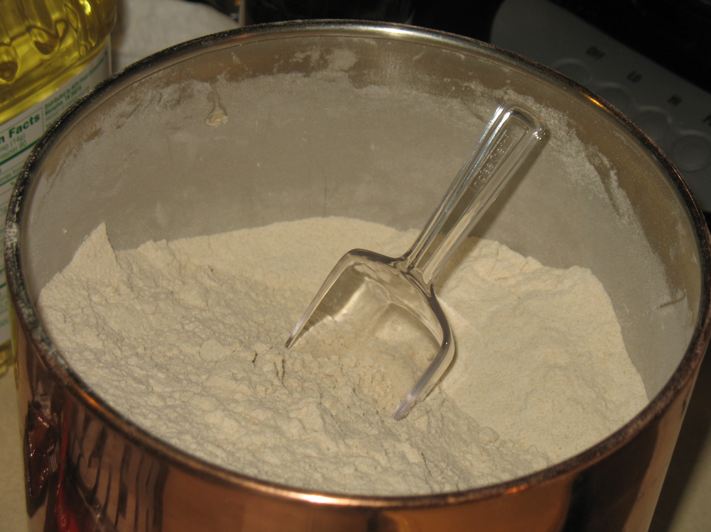 flour scoop