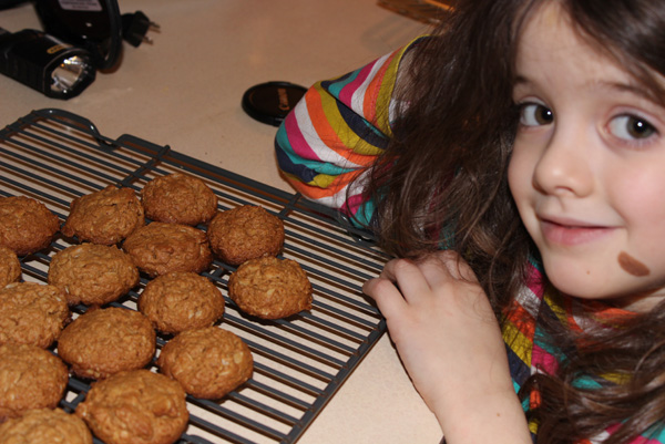 Juliet with cookies
