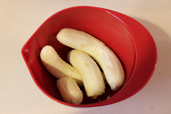 bananas in bowl