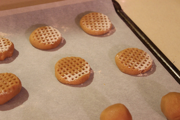 cookies with imprints