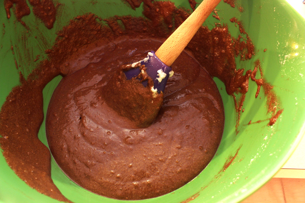 chocolate cupcake-muffins batter